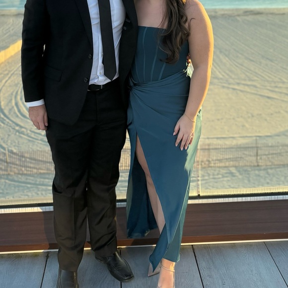 Elegant Teal Strapless Dress with Sleek Silhouette - Picture 5 of 5